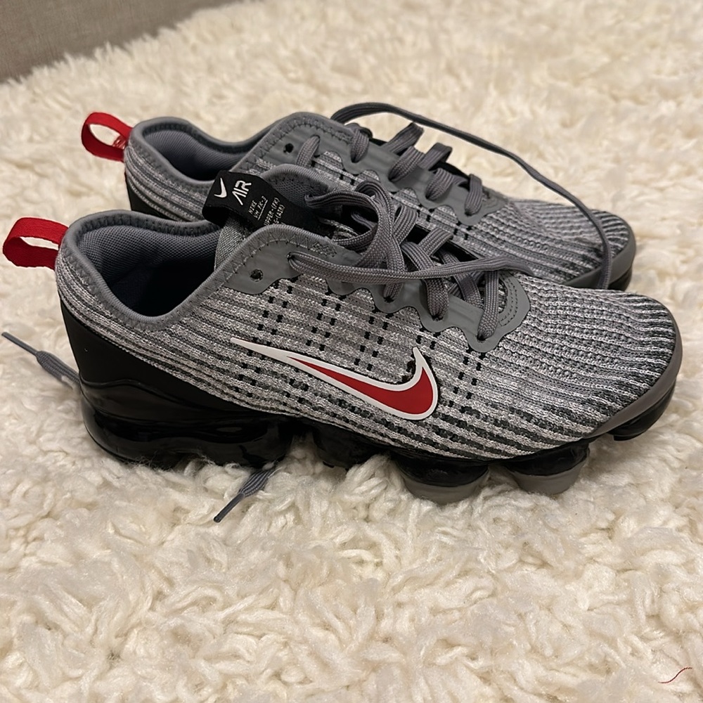 Nike vapormax like new ✨